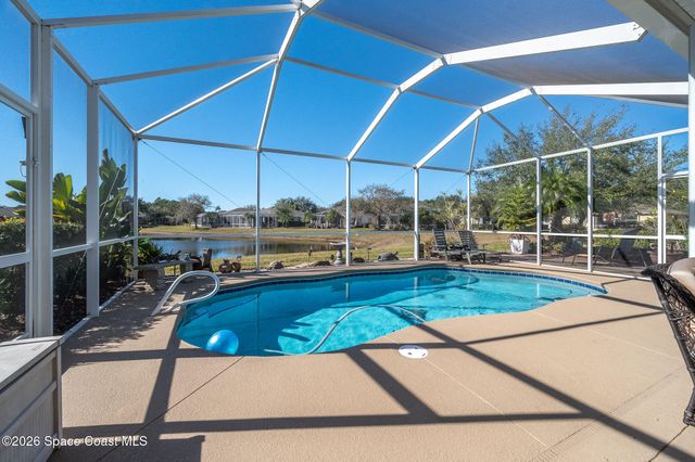 426 Gardendale Circle SE, Palm Bay, FL 32909