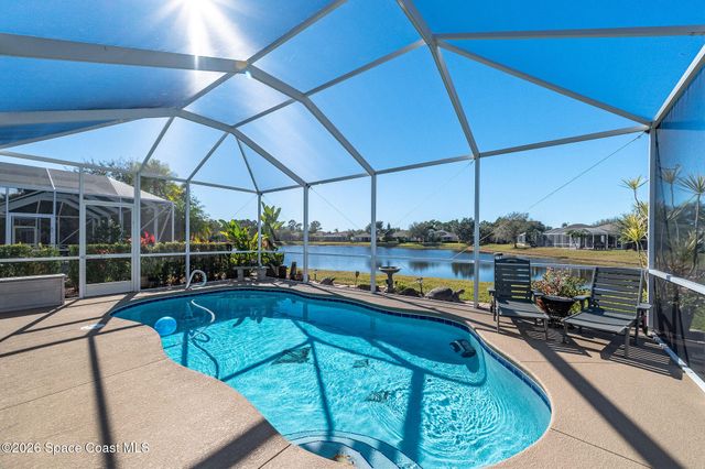 426 Gardendale Circle SE, Palm Bay, FL 32909