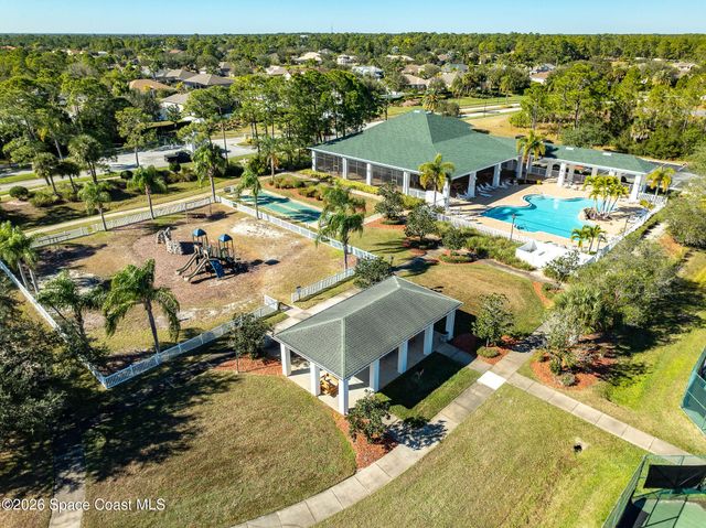 426 Gardendale Circle SE, Palm Bay, FL 32909