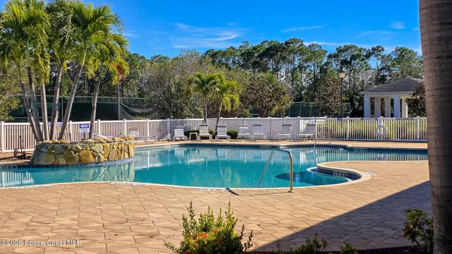 426 Gardendale Circle SE, Palm Bay, FL 32909