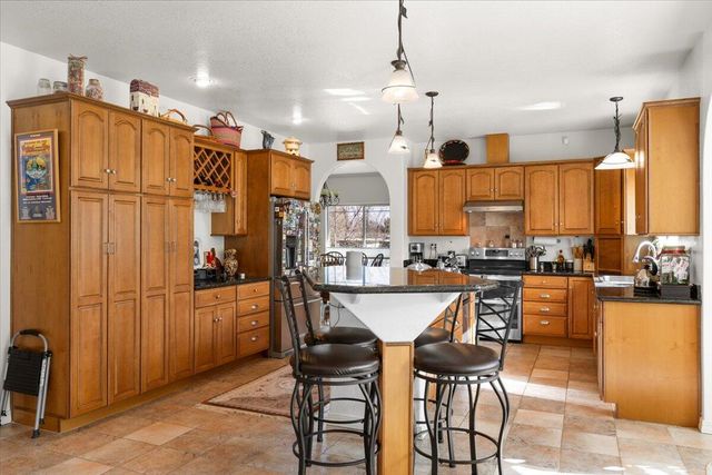 5153 Old Stage Road, Central Point, OR 97502