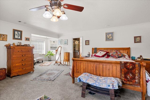 5153 Old Stage Road, Central Point, OR 97502