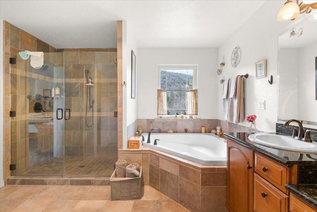 5153 Old Stage Road, Central Point, OR 97502