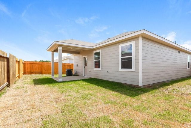 15643 Plum Brook Drive, Conroe, TX 77303