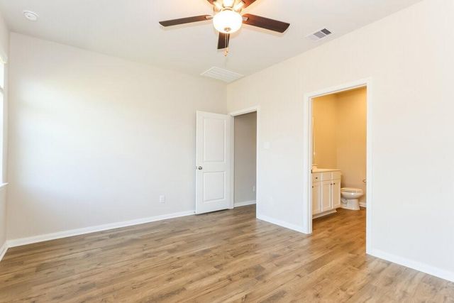 15643 Plum Brook Drive, Conroe, TX 77303