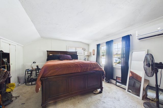 85 Alfred Lord Blvd, Taunton, MA 02780