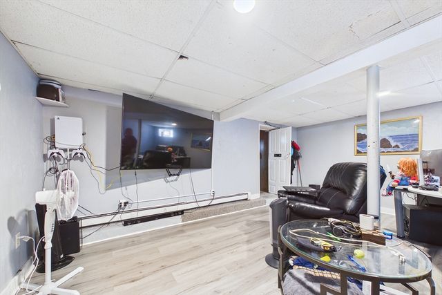 85 Alfred Lord Blvd, Taunton, MA 02780