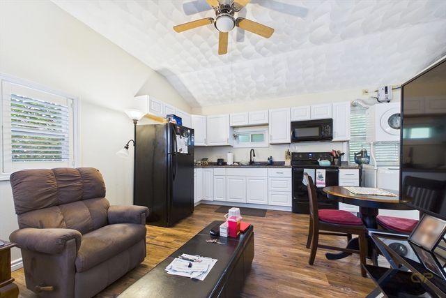 85 Alfred Lord Blvd, Taunton, MA 02780