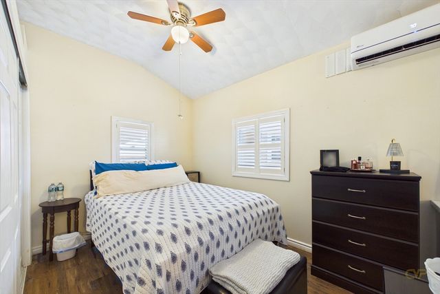 85 Alfred Lord Blvd, Taunton, MA 02780