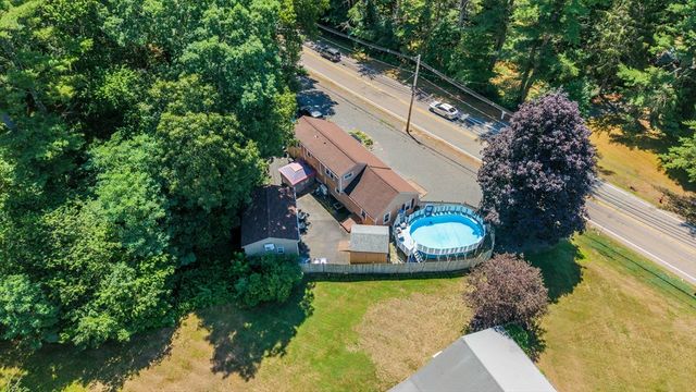 85 Alfred Lord Blvd, Taunton, MA 02780