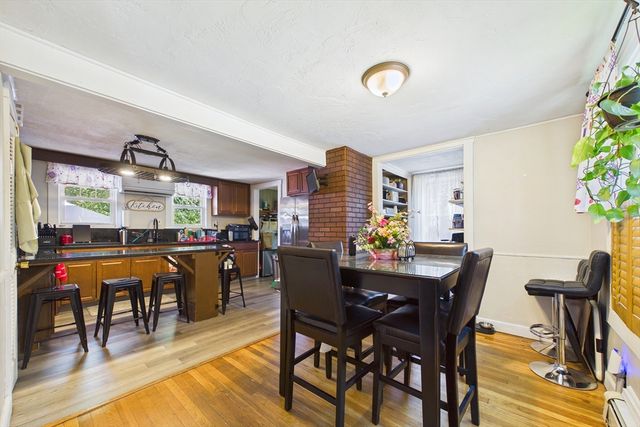 85 Alfred Lord Blvd, Taunton, MA 02780