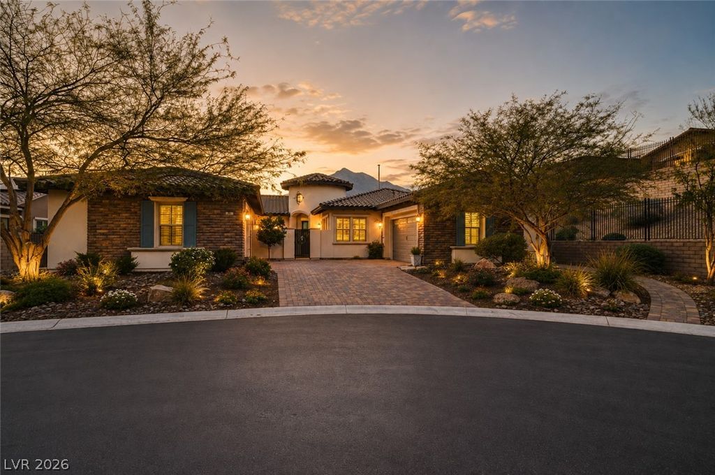 81 Navarra Canyon Court, Las Vegas, NV 89138 — exterior