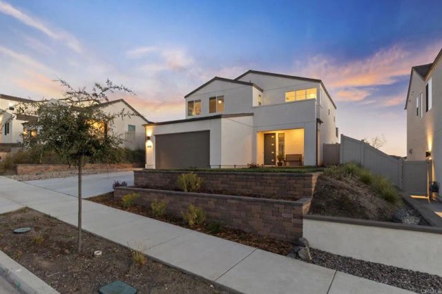 35182 Orchard Trail, Fallbrook, CA 92028