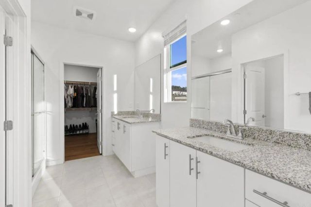 35182 Orchard Trail, Fallbrook, CA 92028