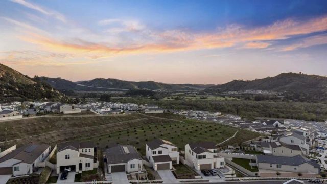 35182 Orchard Trail, Fallbrook, CA 92028