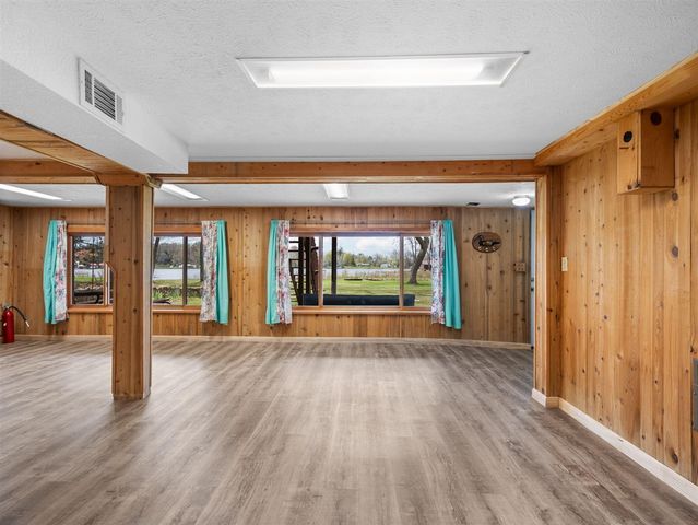 20041 E Chippewa Lake Drive, Evart, MI 49631
