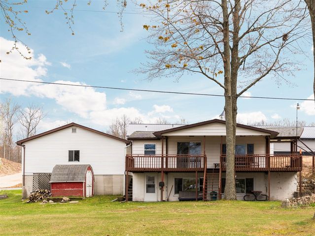 20041 E Chippewa Lake Drive, Evart, MI 49631