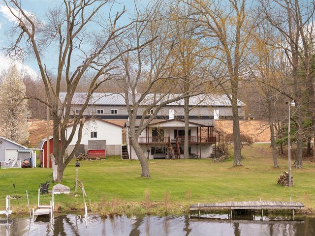 20041 E Chippewa Lake Drive, Evart, MI 49631