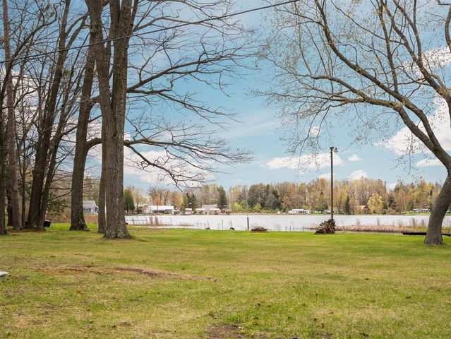 20041 E Chippewa Lake Drive, Evart, MI 49631