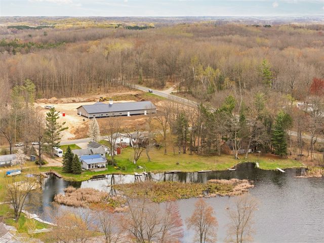 20041 E Chippewa Lake Drive, Evart, MI 49631