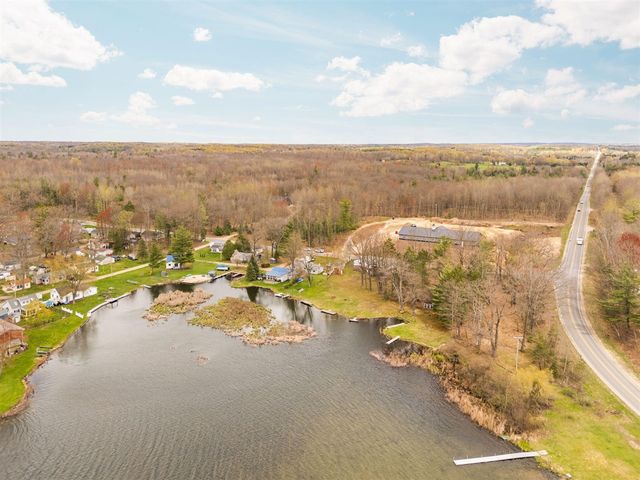 20041 E Chippewa Lake Drive, Evart, MI 49631