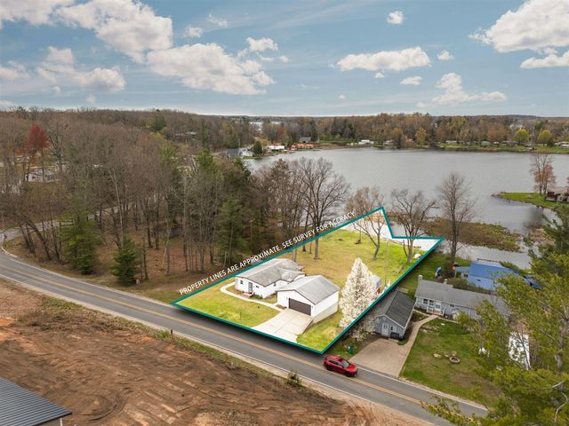 20041 E Chippewa Lake Drive, Evart, MI 49631