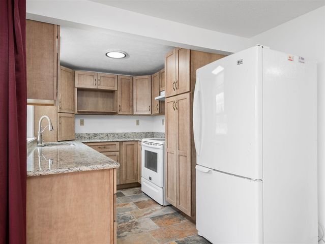 20041 E Chippewa Lake Drive, Evart, MI 49631