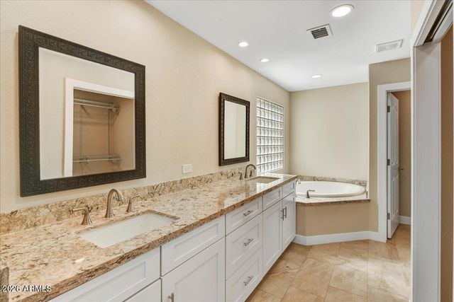 8468 W MCRAE Way, Peoria, AZ 85382