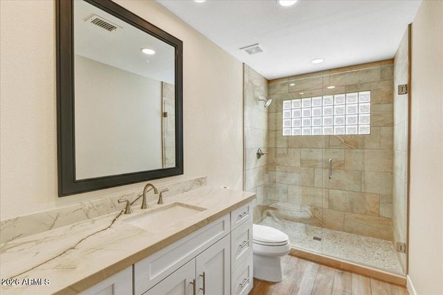 8468 W MCRAE Way, Peoria, AZ 85382