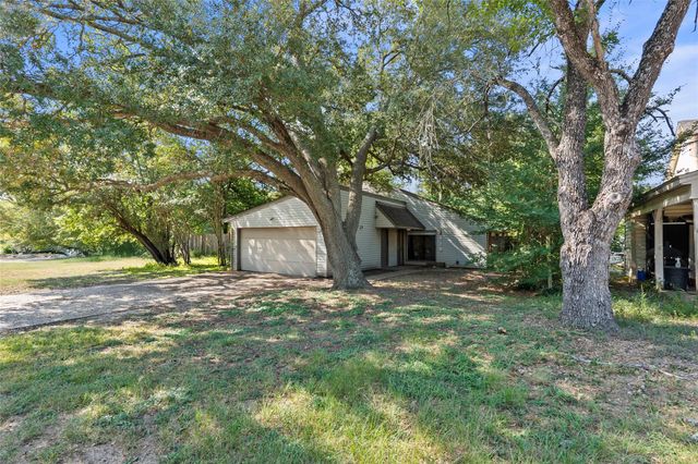 1818 Langford Street, College Station, TX 77840