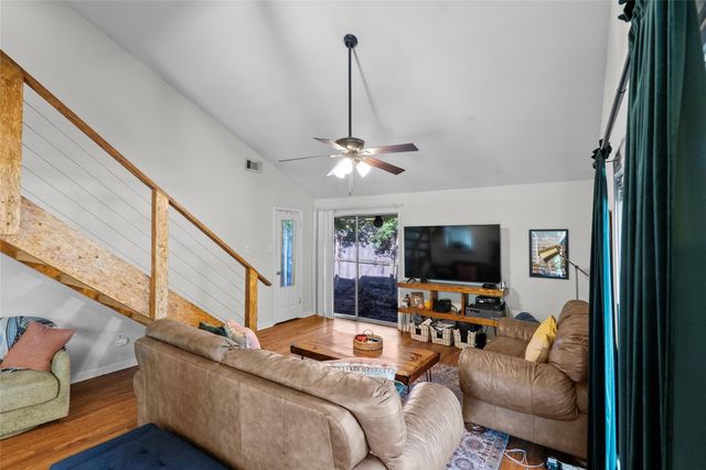 1818 Langford Street, College Station, TX 77840