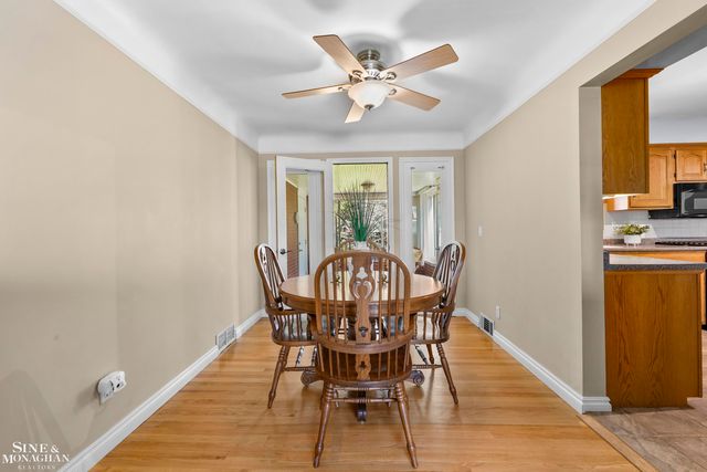 21615 Alexander Street, St Clair Shores, MI 48081