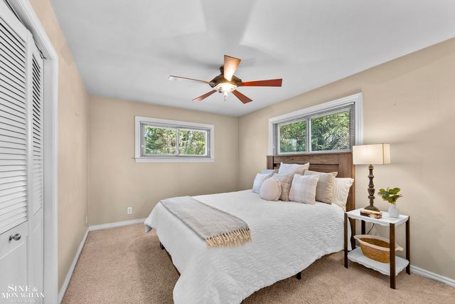 21615 Alexander Street, St Clair Shores, MI 48081