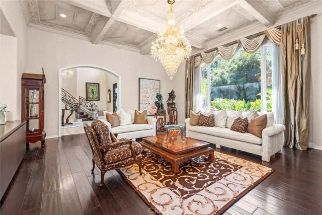 5607 Manley Court, Calabasas, CA 91302