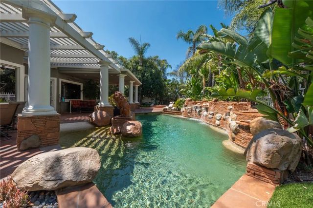 5607 Manley Court, Calabasas, CA 91302