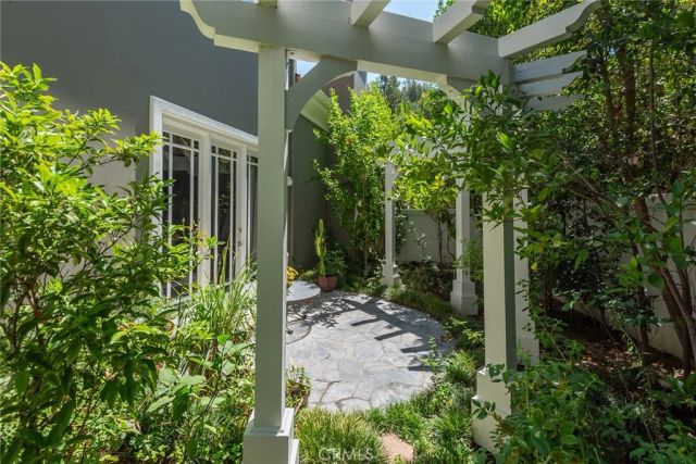 5607 Manley Court, Calabasas, CA 91302