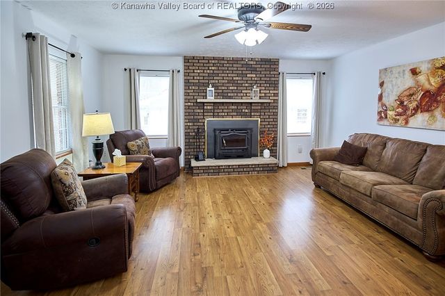 872 Country Estates Road, Danville, WV 25053