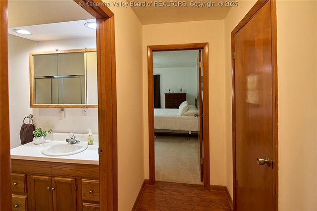 872 Country Estates Road, Danville, WV 25053