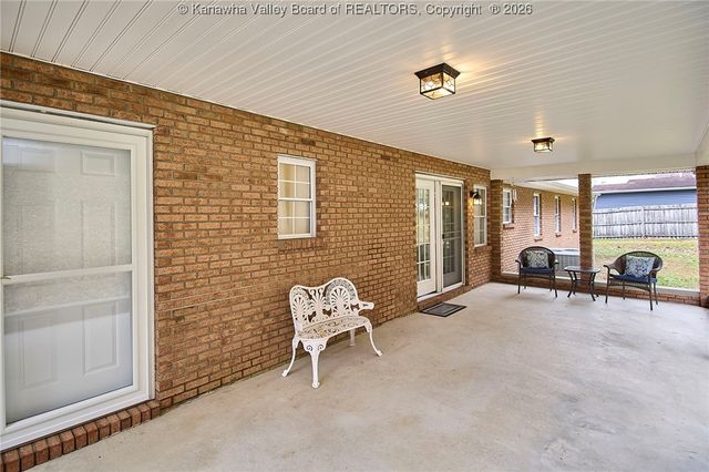 872 Country Estates Road, Danville, WV 25053