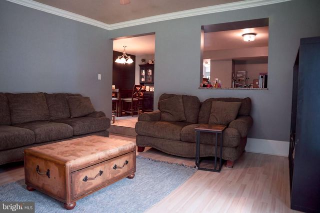 144 LAKESIDE DR, Atco, NJ 08004