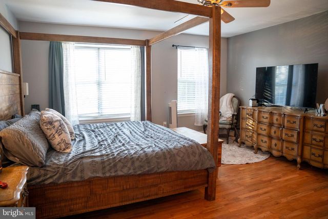 144 LAKESIDE DR, Atco, NJ 08004