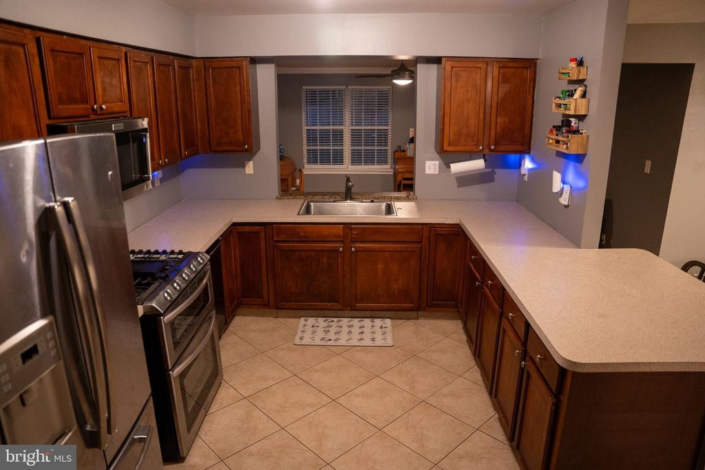 144 LAKESIDE DR, ATCO, NJ 08004 — photo 4
