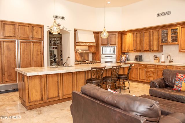 7289 E SPANISH BELL Lane, Gold Canyon, AZ 85118