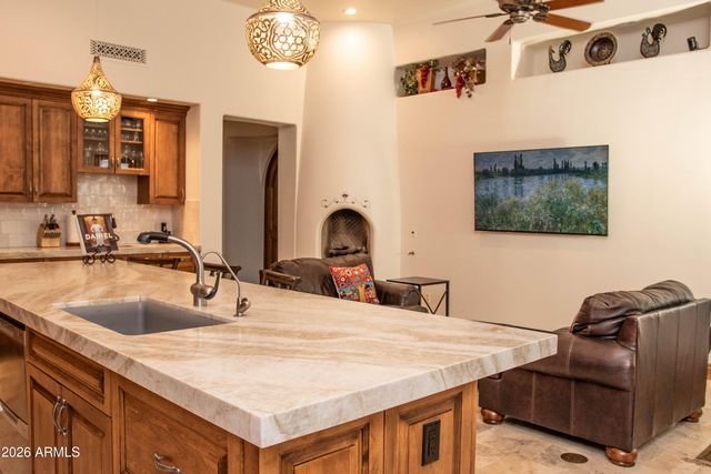 7289 E SPANISH BELL Lane, Gold Canyon, AZ 85118