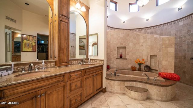 7289 E SPANISH BELL Lane, Gold Canyon, AZ 85118