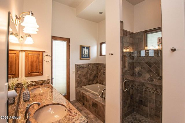 7289 E SPANISH BELL Lane, Gold Canyon, AZ 85118