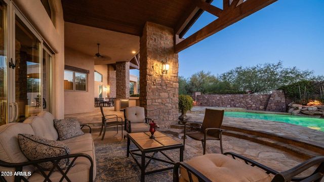 7289 E SPANISH BELL Lane, Gold Canyon, AZ 85118