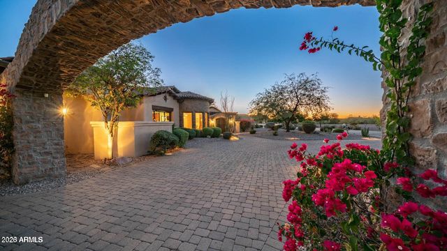 7289 E SPANISH BELL Lane, Gold Canyon, AZ 85118