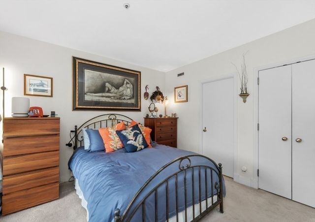 20 Rowes Wharf PH4, Boston, MA 02110