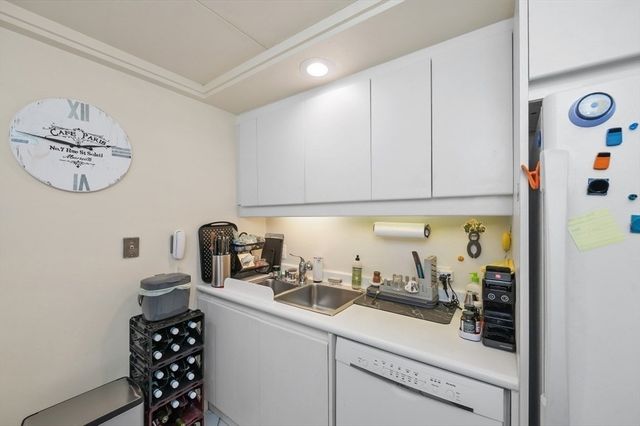 20 Rowes Wharf PH4, Boston, MA 02110